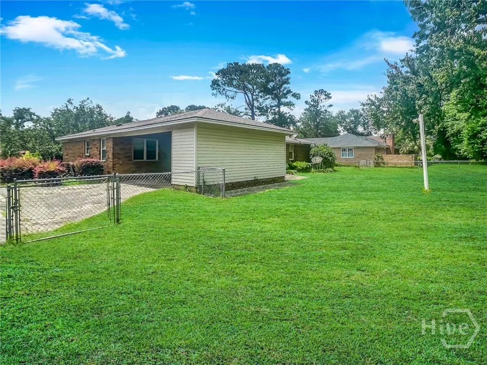 4115 LANTERN LANE Valdosta, GA 31602