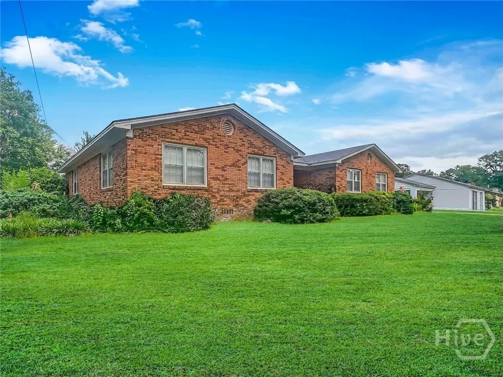 4115 LANTERN LANE Valdosta, GA 31602