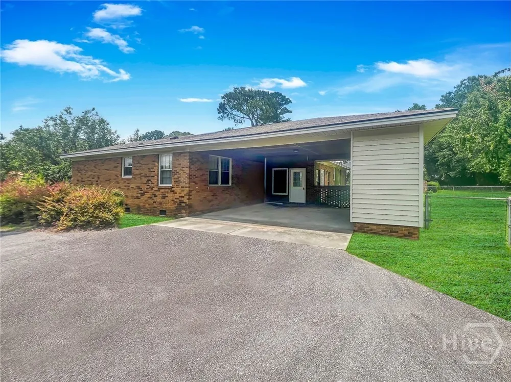 4115 LANTERN LANE Valdosta, GA 31602
