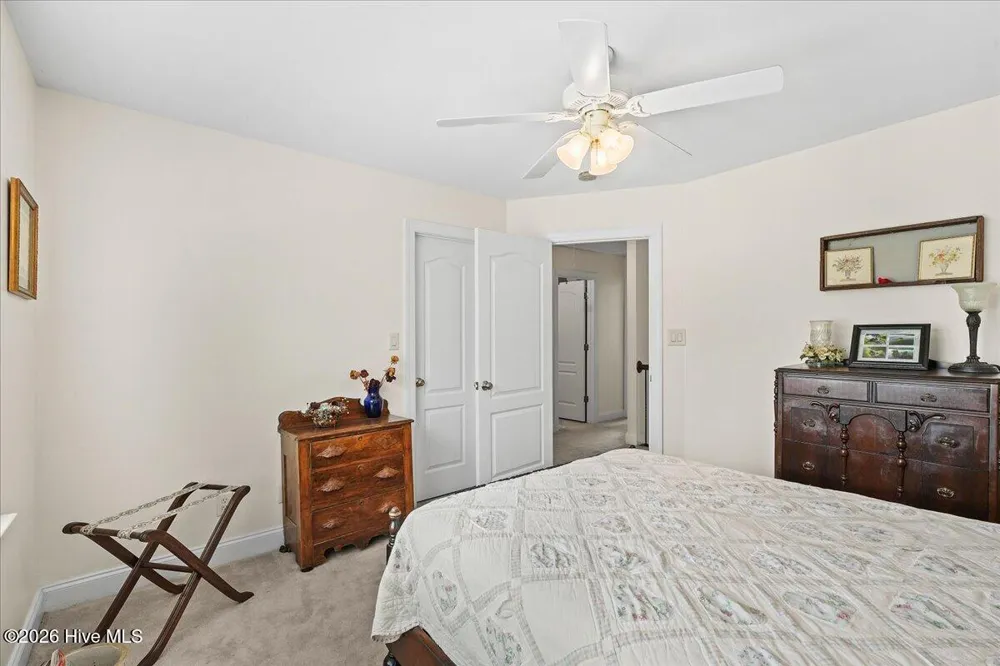 18 Treewood Lane Clayton, NC 27527