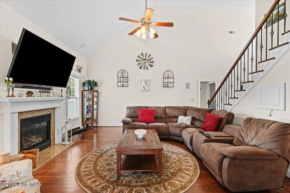 18 Treewood Lane Clayton, NC 27527
