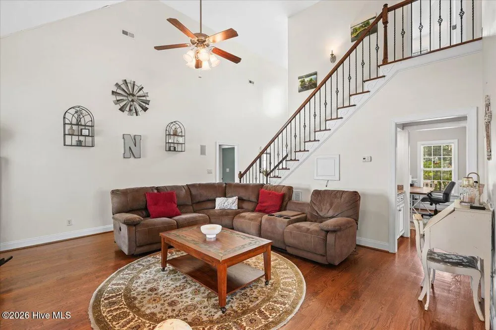 18 Treewood Lane Clayton, NC 27527