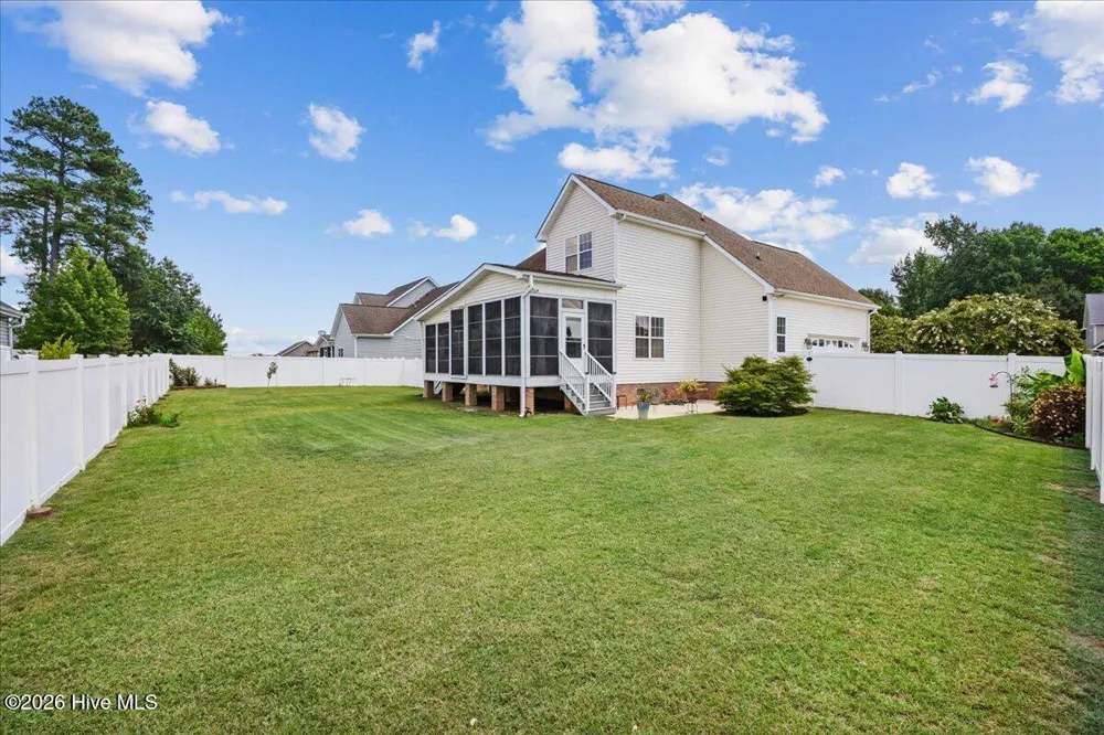 18 Treewood Lane Clayton, NC 27527