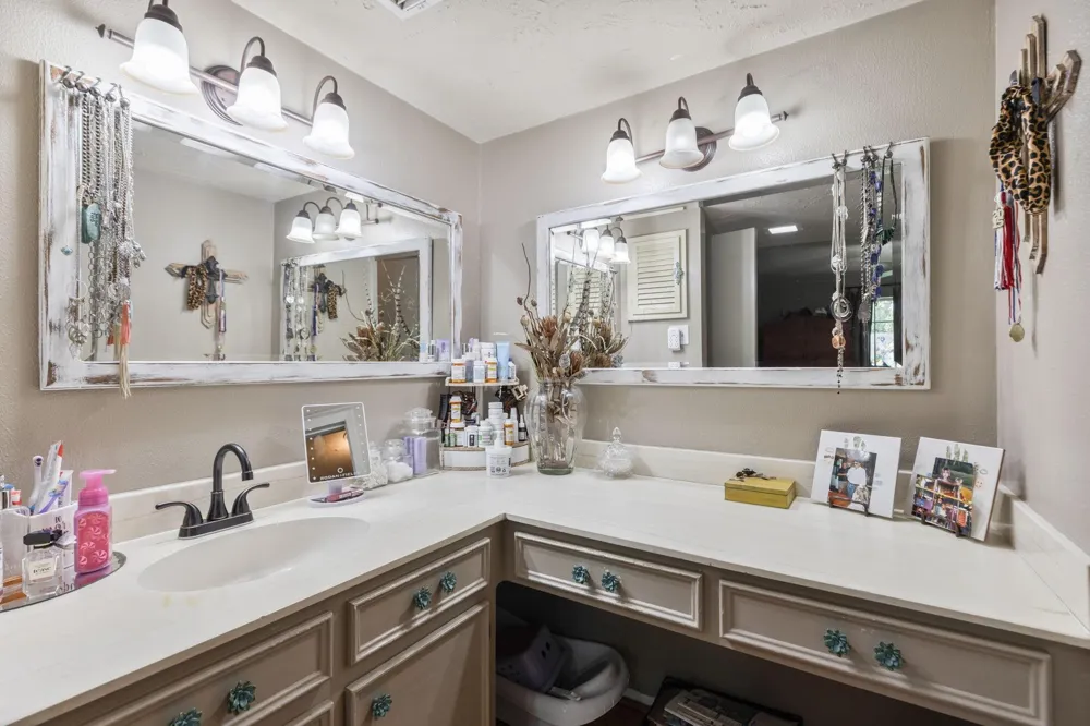 11291 Darby Loop Conroe, TX 77385