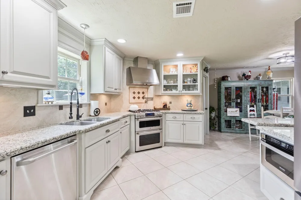 11291 Darby Loop Conroe, TX 77385
