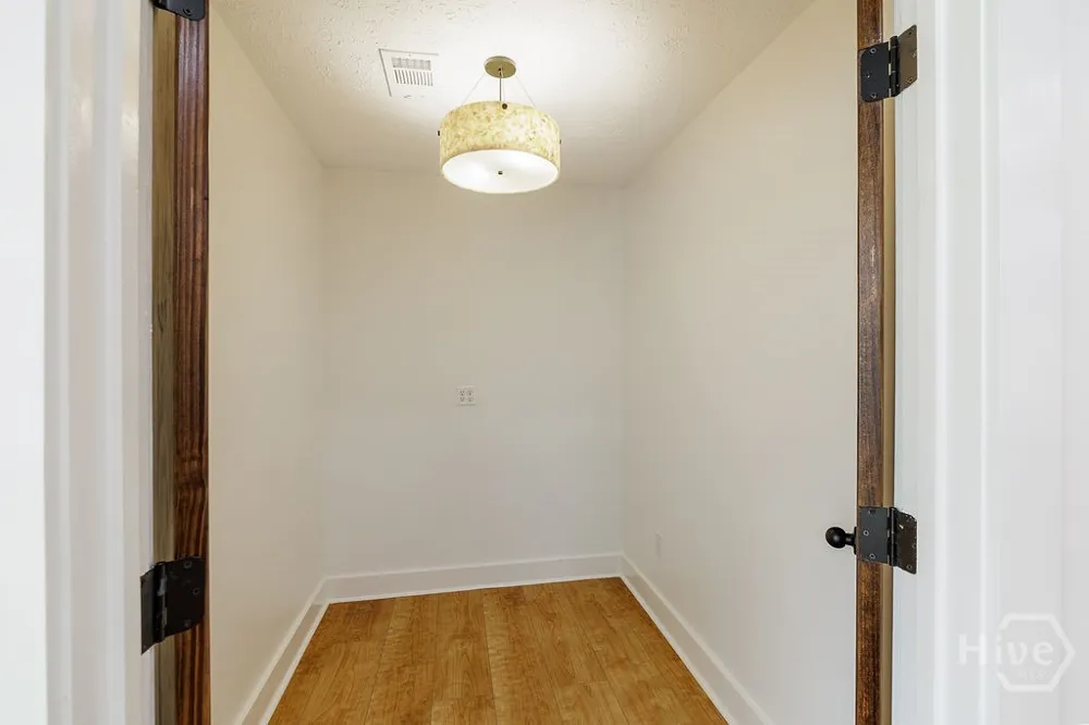 1410 Old Bishop Road Bishop, GA 30621