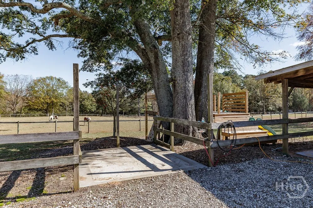 1410 Old Bishop Road Bishop, GA 30621