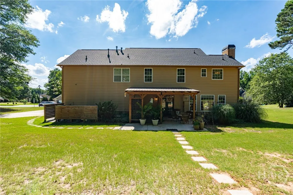 2103 Whitlow View Drive Bishop, GA 30621