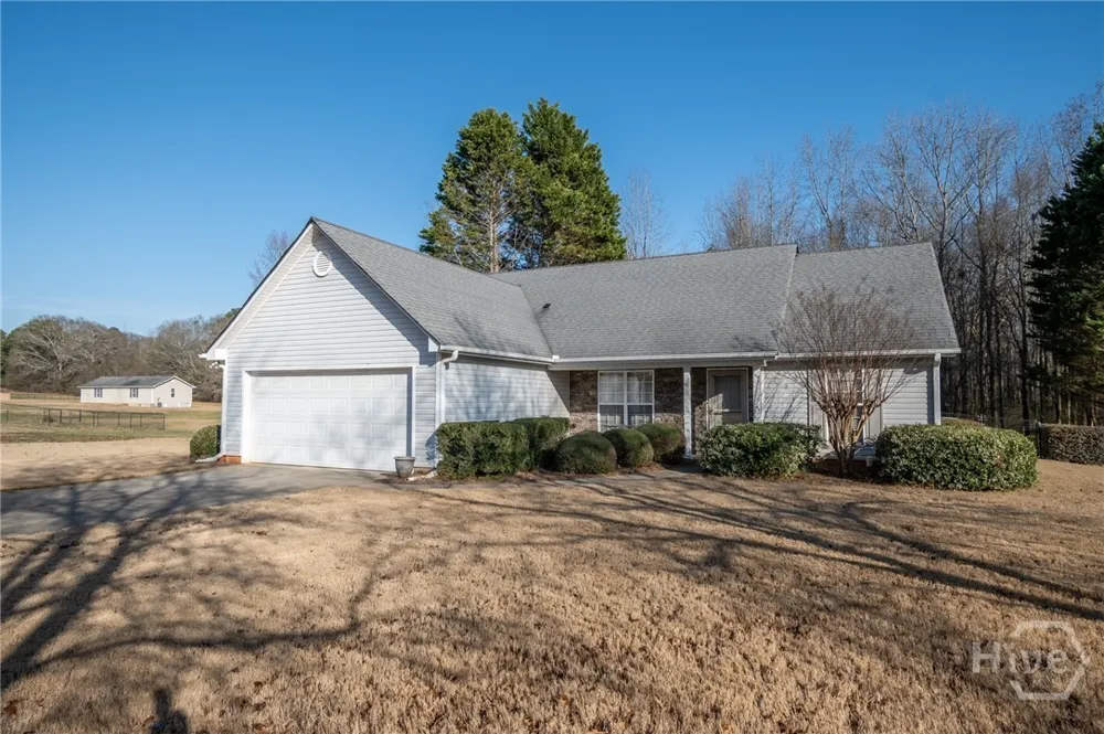 52 Willow Oak Circle Comer, GA 30629