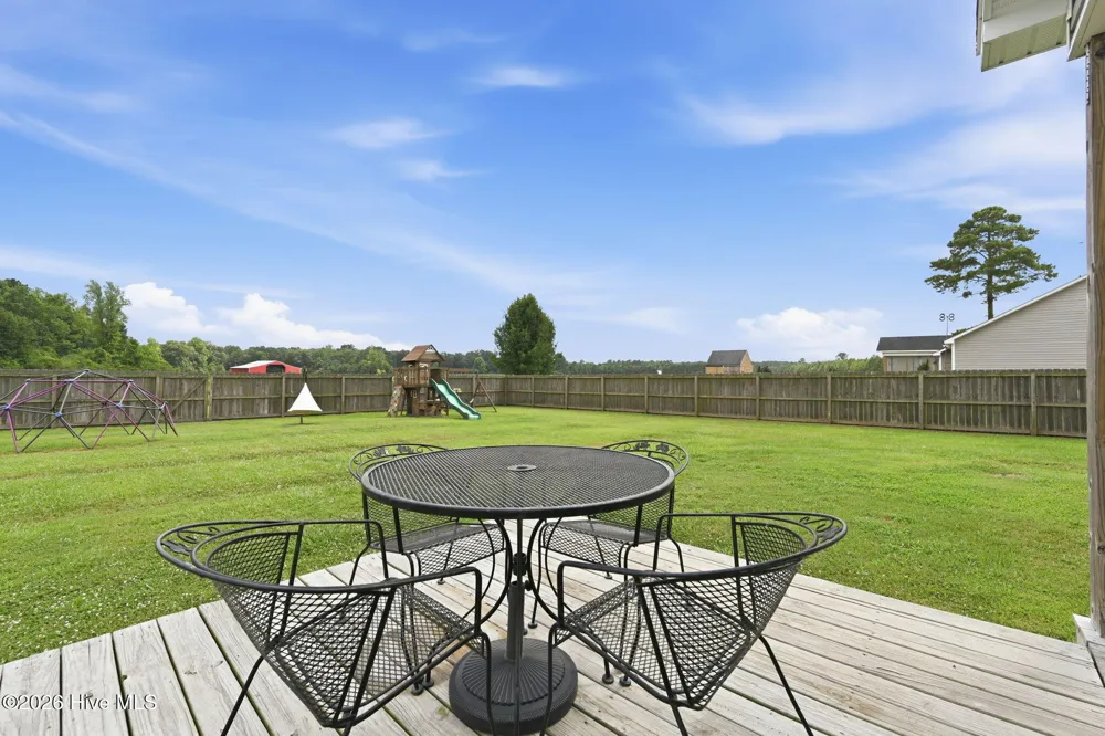 217 Luther Banks Road Richlands, NC 28574