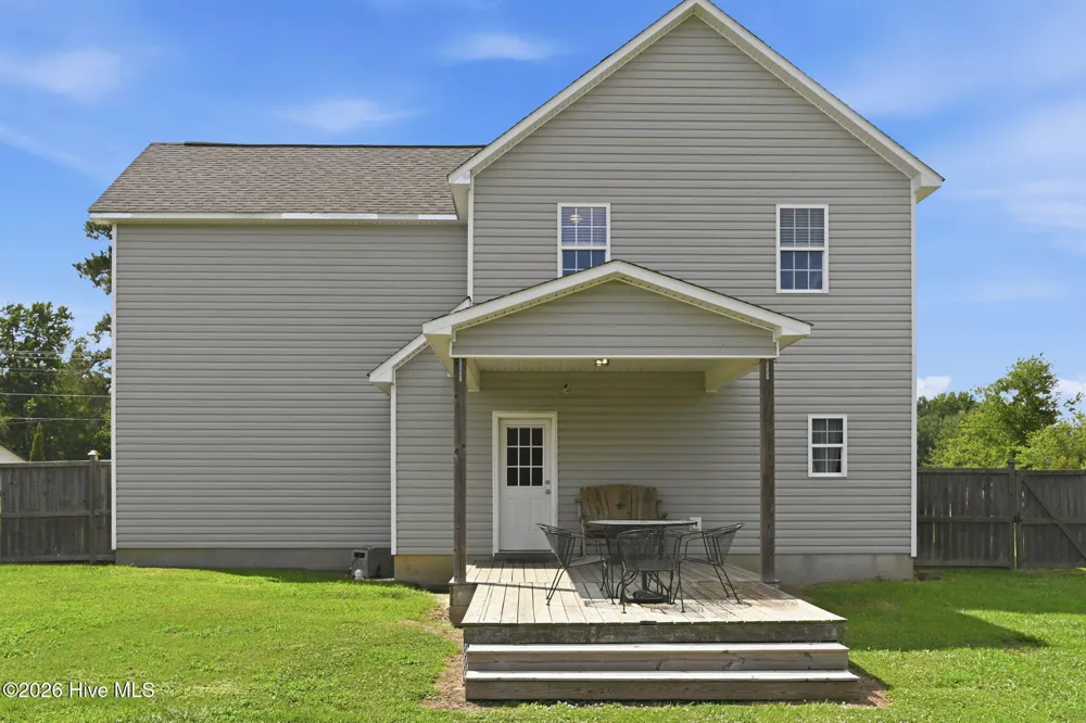 217 Luther Banks Road Richlands, NC 28574
