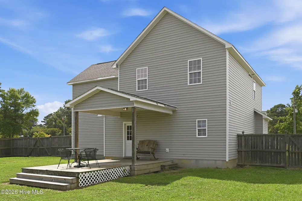 217 Luther Banks Road Richlands, NC 28574