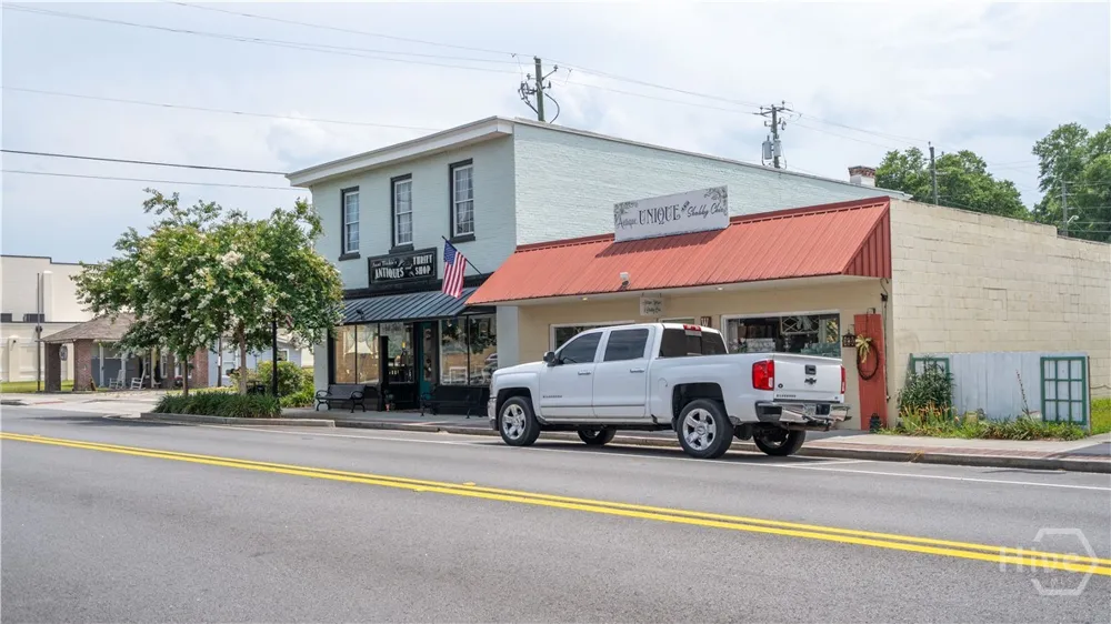 W Madison Street Springfield, GA 31329