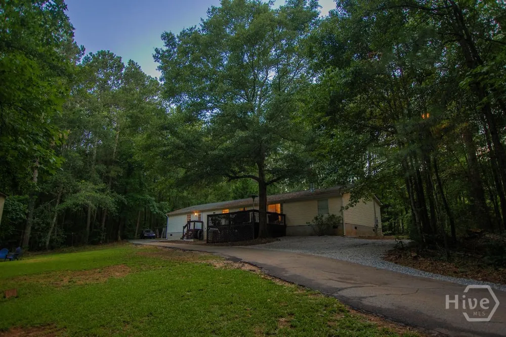 4321 Highway 186 Good Hope, GA 30641