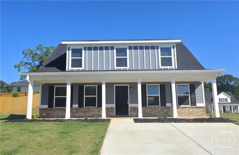 241 Charlotte Cir