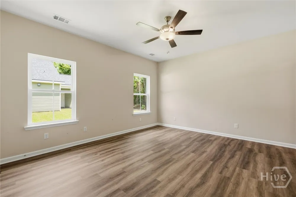 1300 Kentucky Street Darien, GA 31305