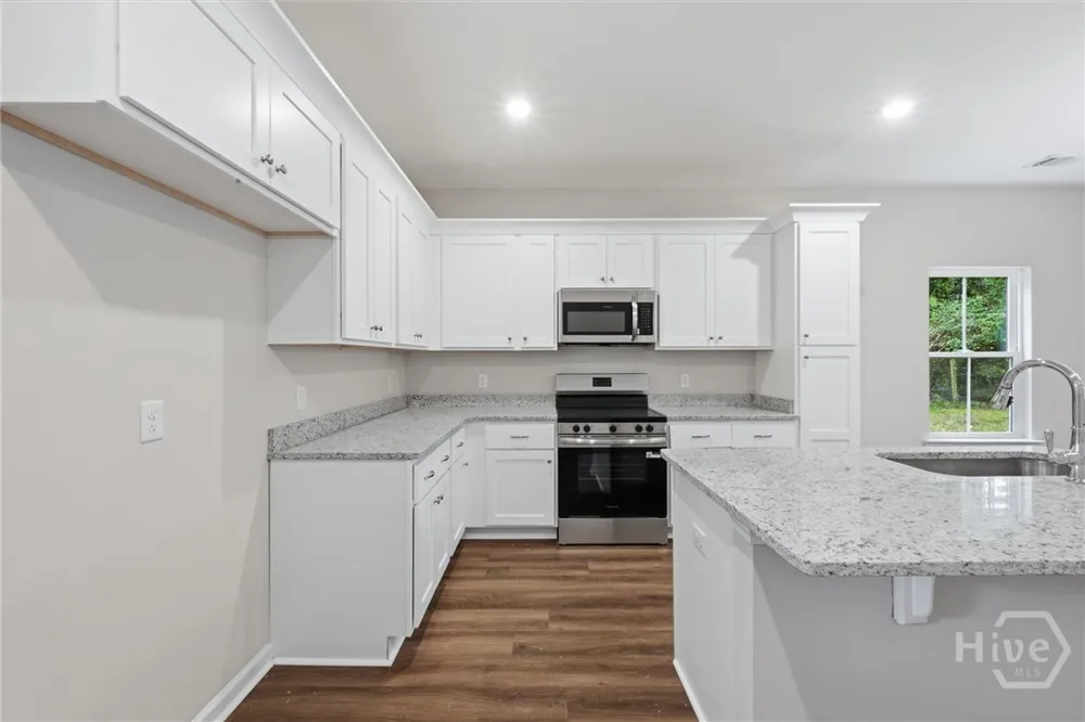 1300 Kentucky Street Darien, GA 31305