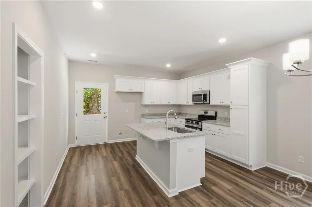 1300 Kentucky Street Darien, GA 31305