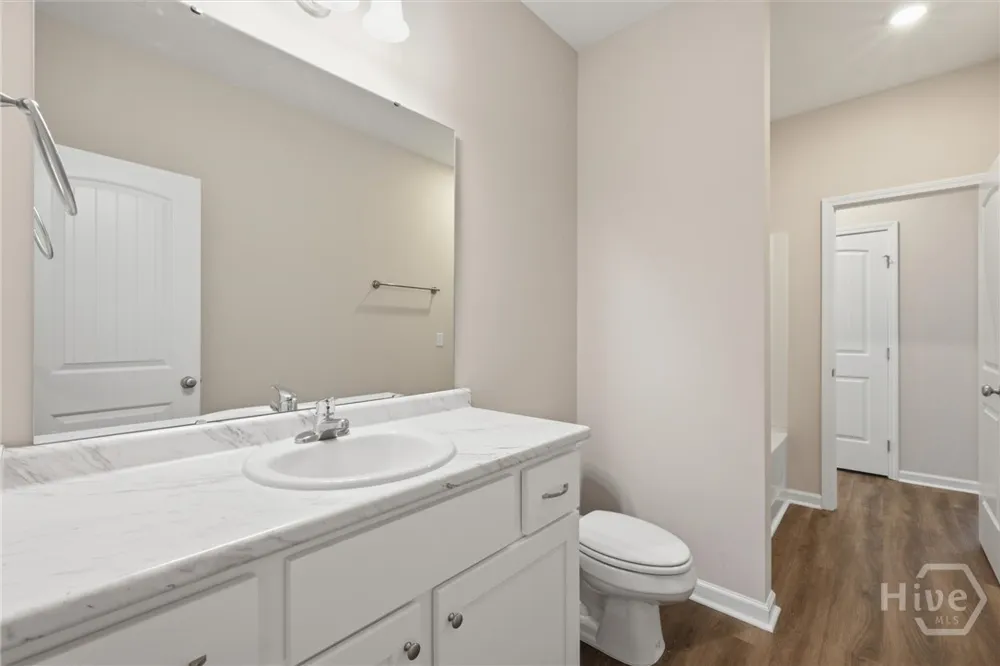 1300 Kentucky Street Darien, GA 31305