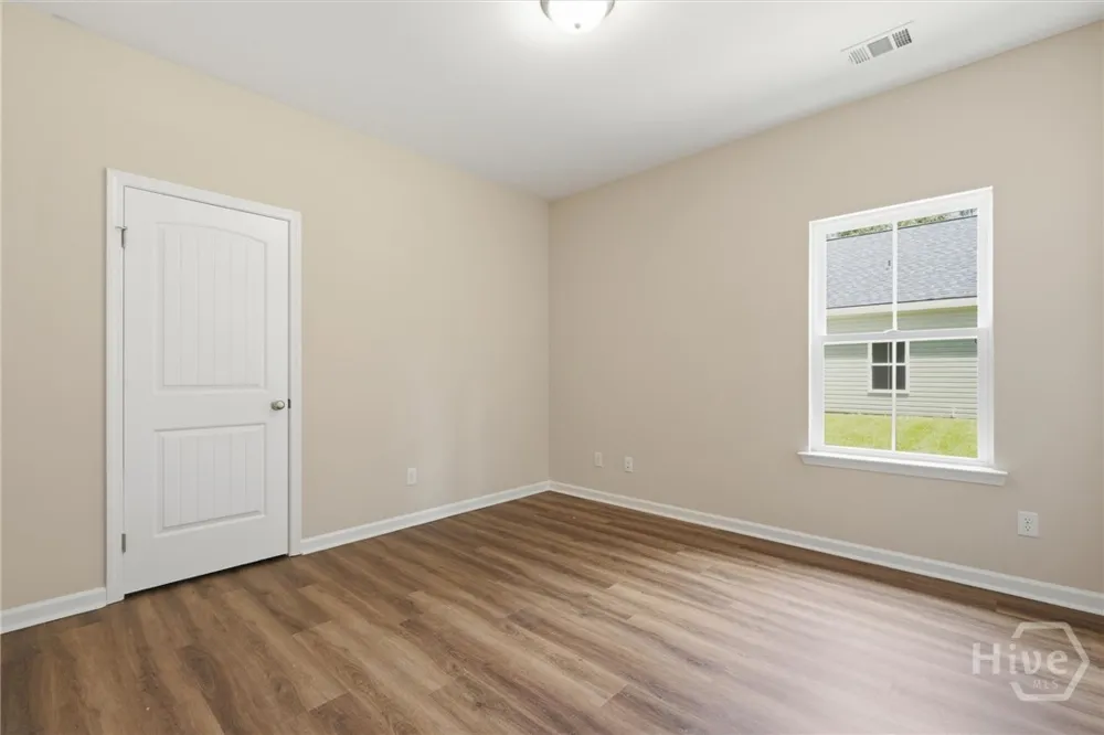 1300 Kentucky Street Darien, GA 31305