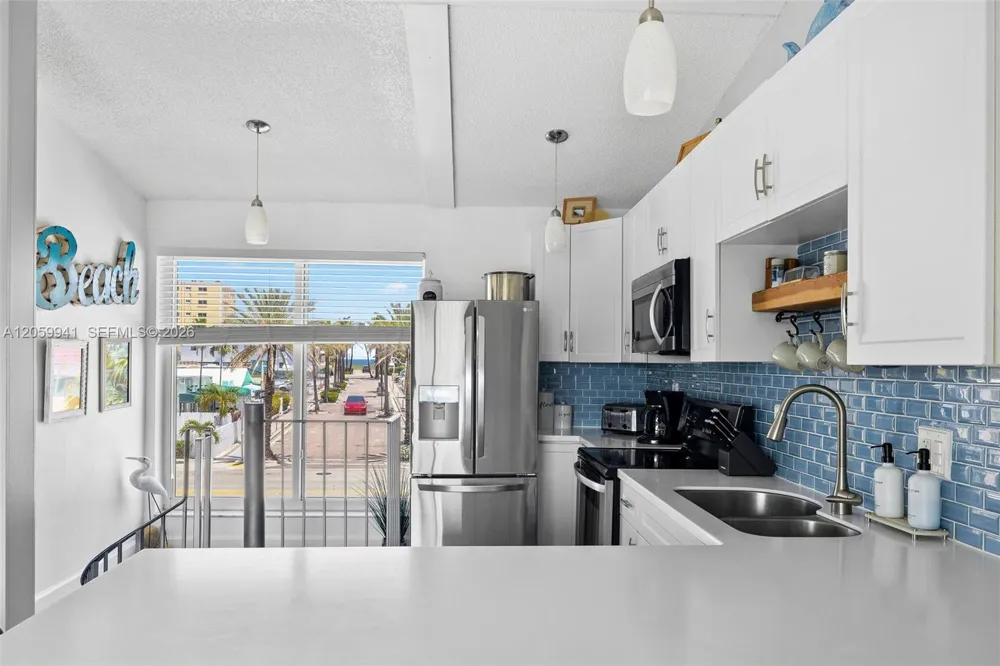 1800 Ocean Dr #203 Hollywood, FL 33019
