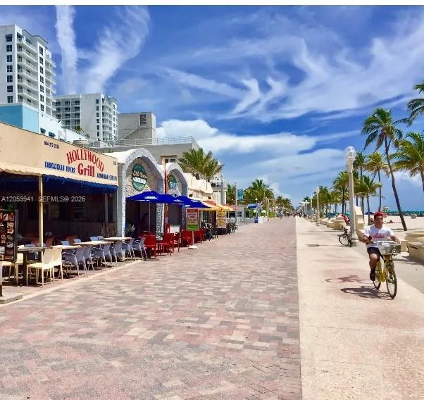 1800 Ocean Dr #203 Hollywood, FL 33019