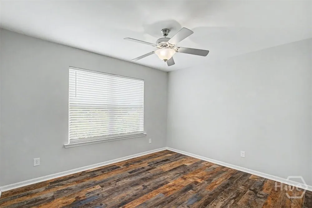 18 Minning Loop Richmond Hill, GA 31324