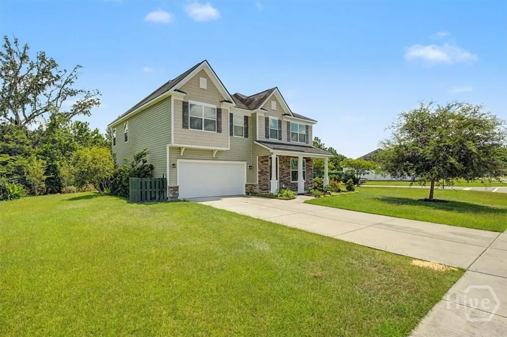 18 Minning Loop Richmond Hill, GA 31324