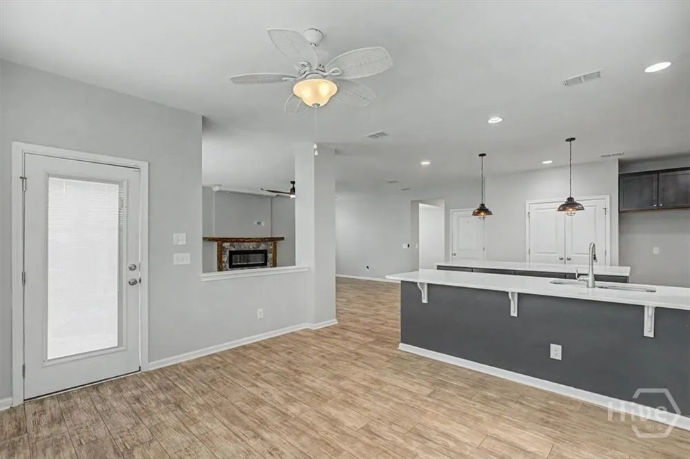 18 Minning Loop Richmond Hill, GA 31324