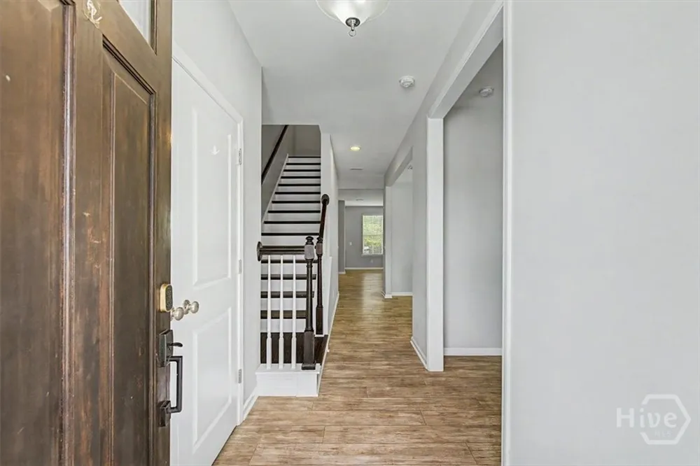 18 Minning Loop Richmond Hill, GA 31324