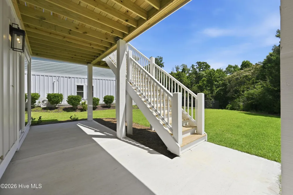 611 Moss Lake Lane Holly Ridge, NC 28445