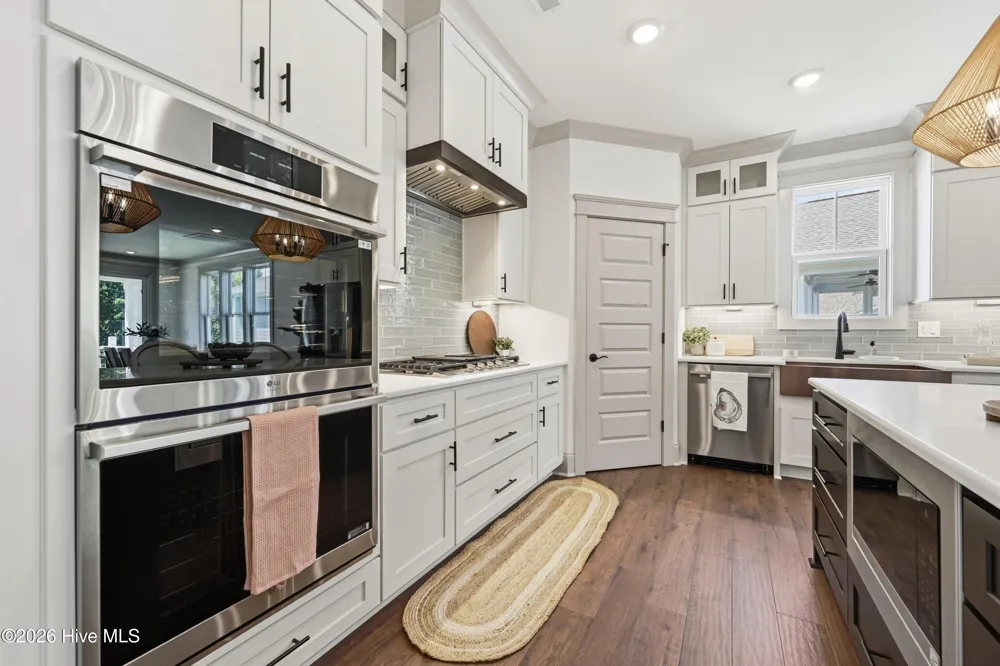 611 Moss Lake Lane Holly Ridge, NC 28445