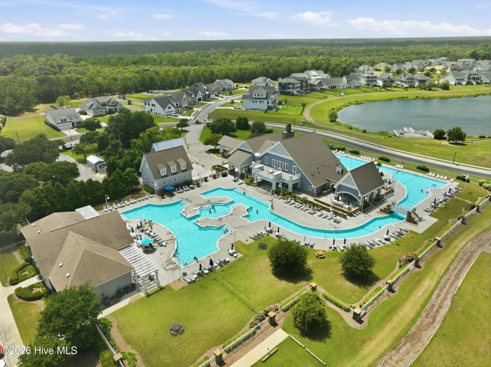 611 Moss Lake Lane Holly Ridge, NC 28445