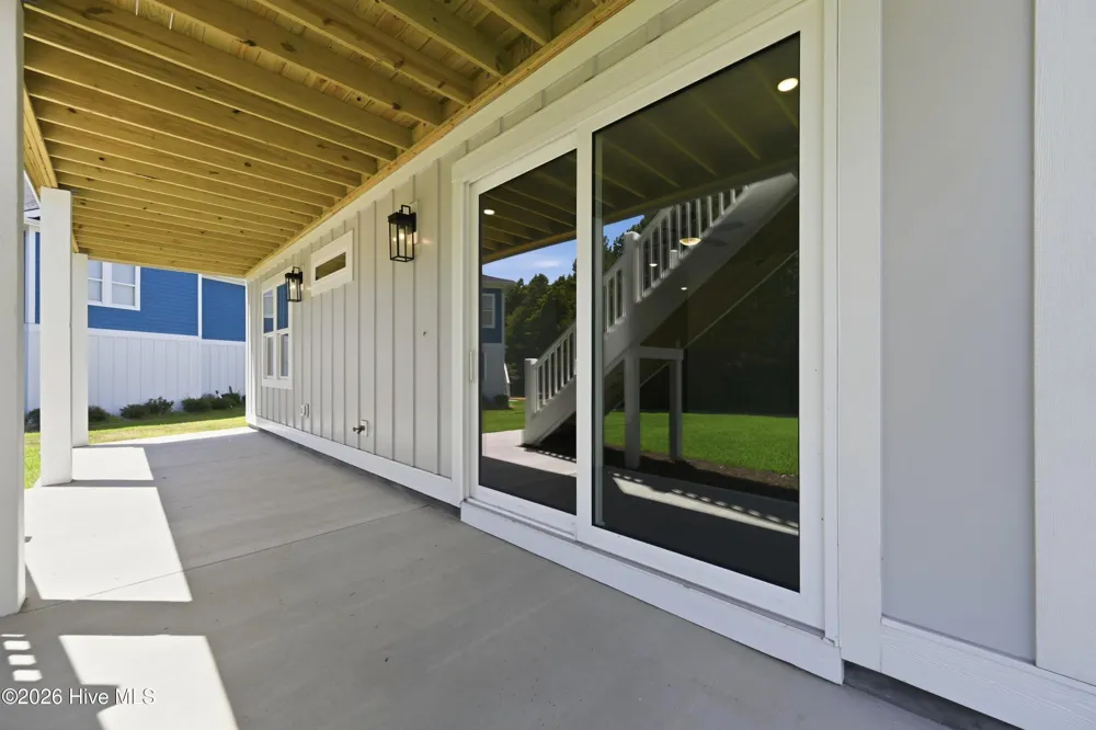 611 Moss Lake Lane Holly Ridge, NC 28445