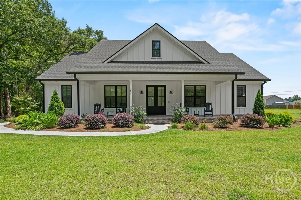 241 Nease Road Guyton, GA 31312