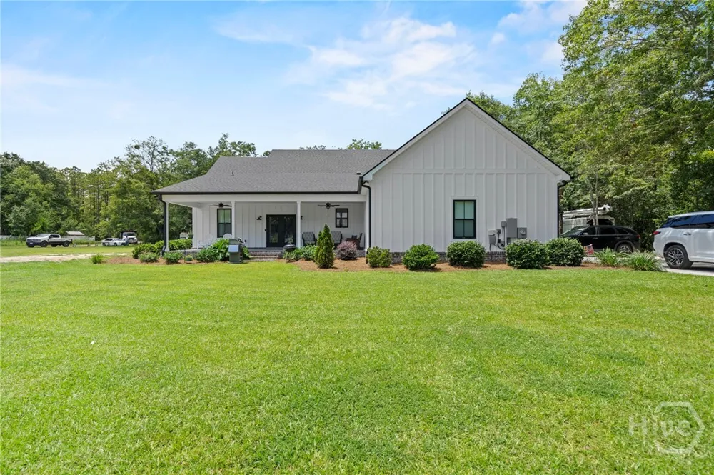 241 Nease Road Guyton, GA 31312