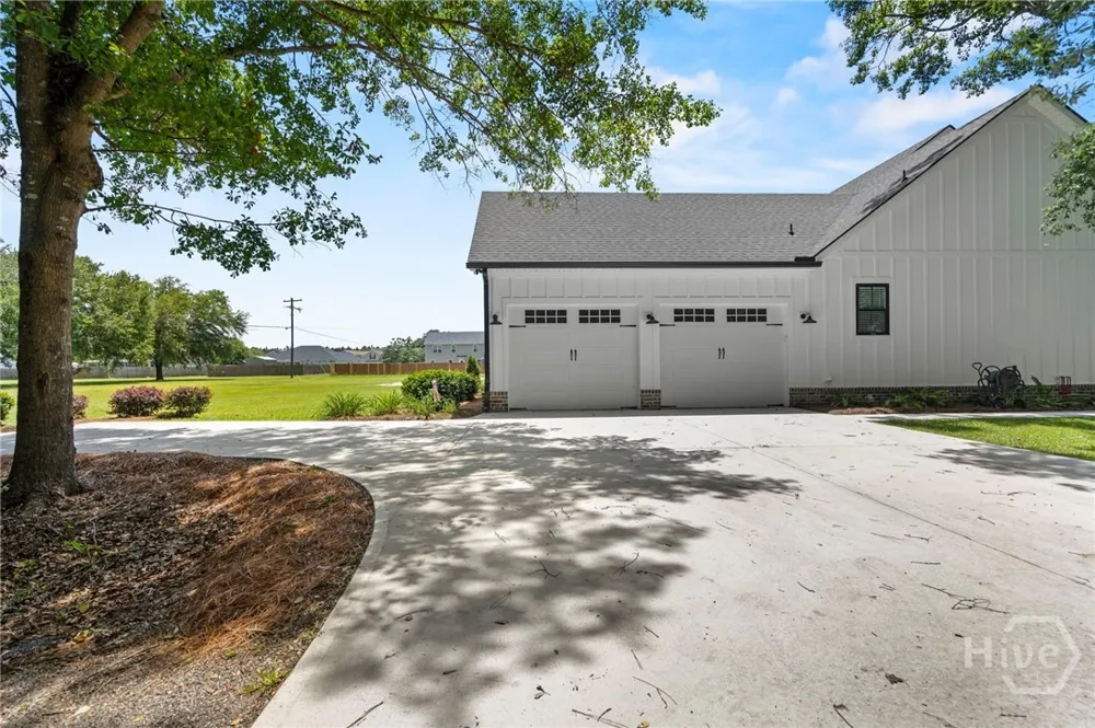 241 Nease Road Guyton, GA 31312