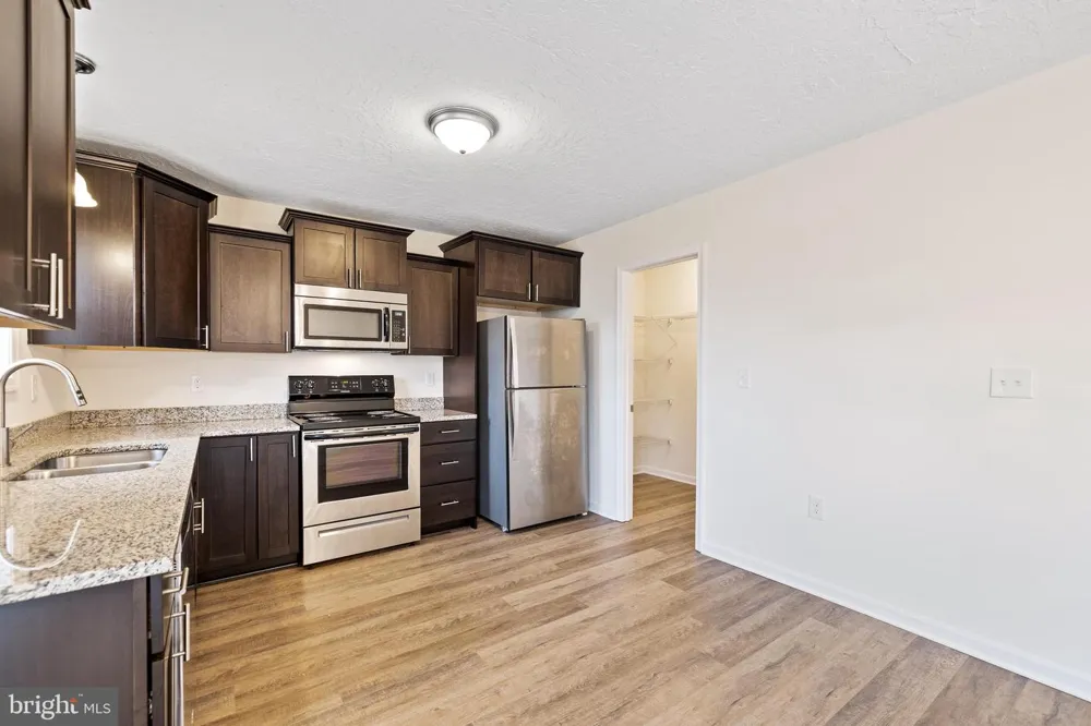 157 SPANGLERS MILL RD #313 New Cumberland, PA 17070