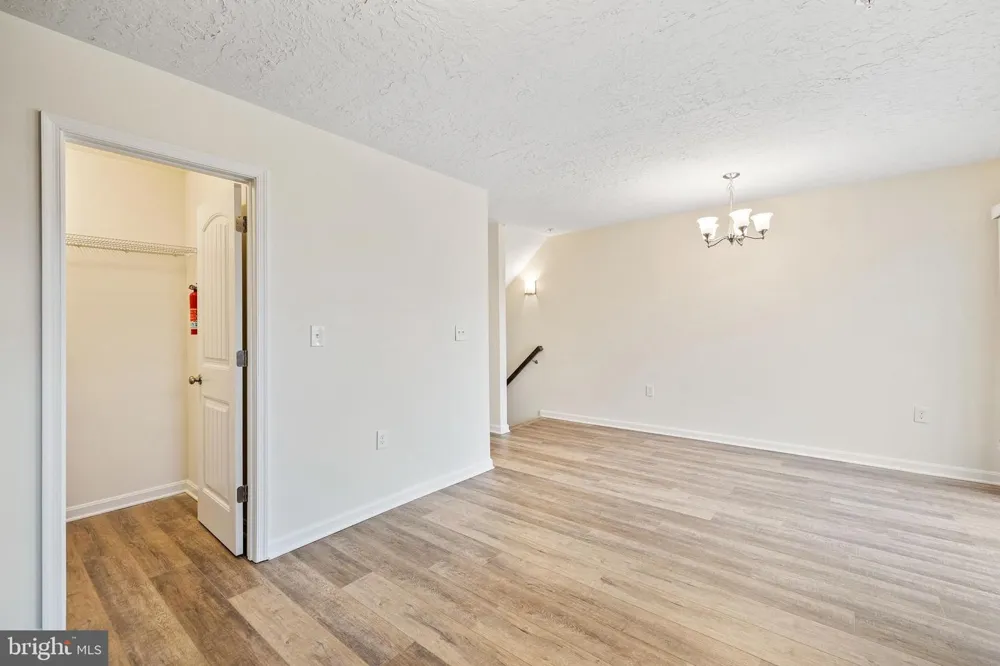 157 SPANGLERS MILL RD #313 New Cumberland, PA 17070