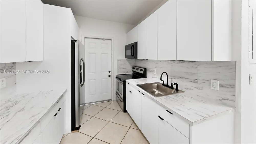 10755 SW 217th St Miami, FL 33170