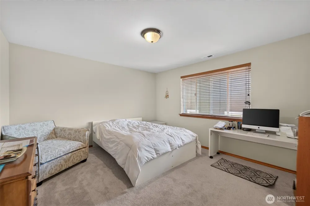 116 60th Street SE Auburn, WA 98092