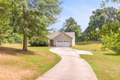 662 Carla Court