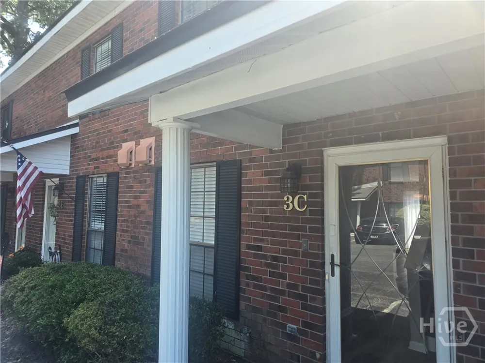 232 Stephenson Avenue #3cc Savannah, GA 31405