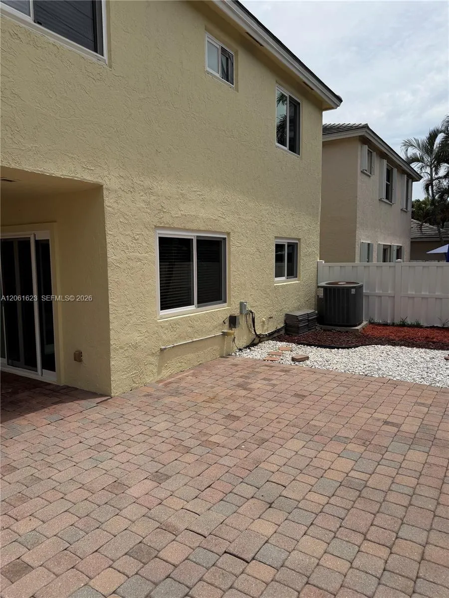 804 NW 99th Ave #804 Plantation, FL 33324