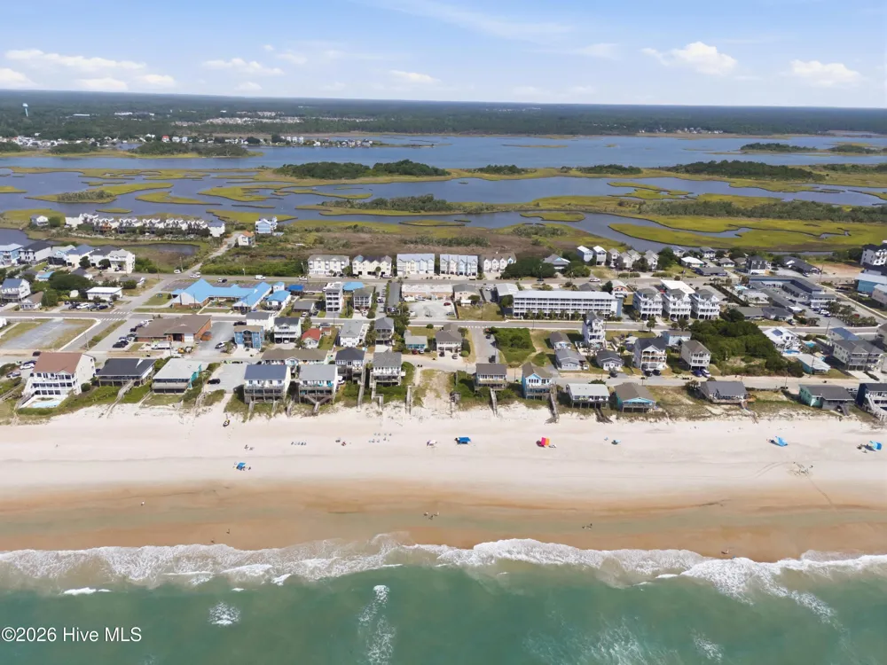 522 Shore Drive Surf City, NC 28445