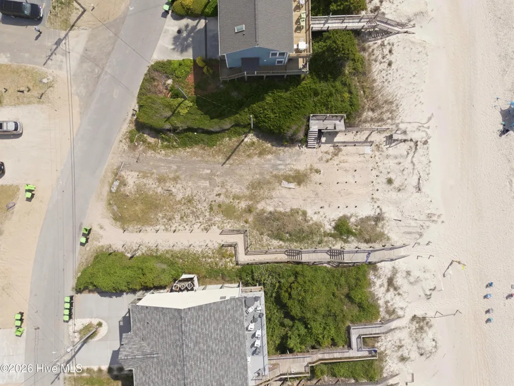 522 Shore Drive Surf City, NC 28445