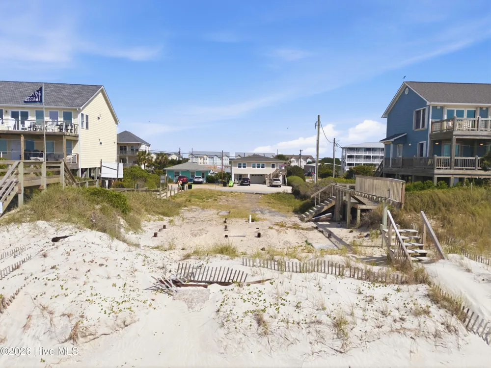 522 Shore Drive Surf City, NC 28445