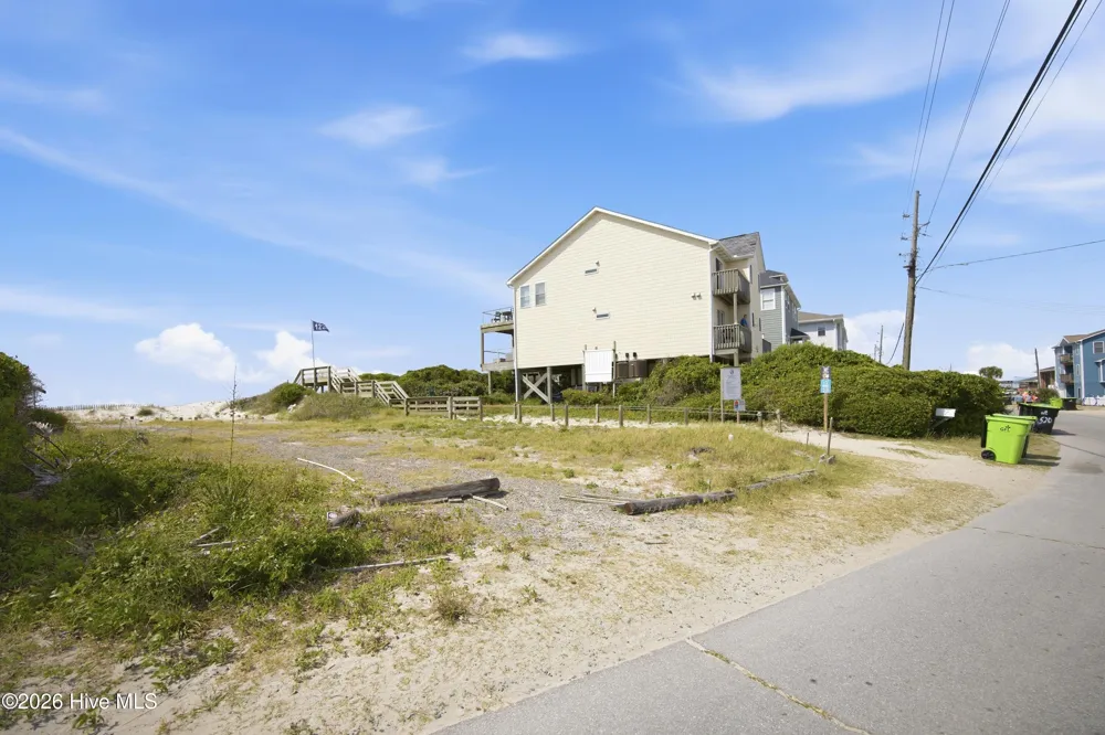 522 Shore Drive Surf City, NC 28445