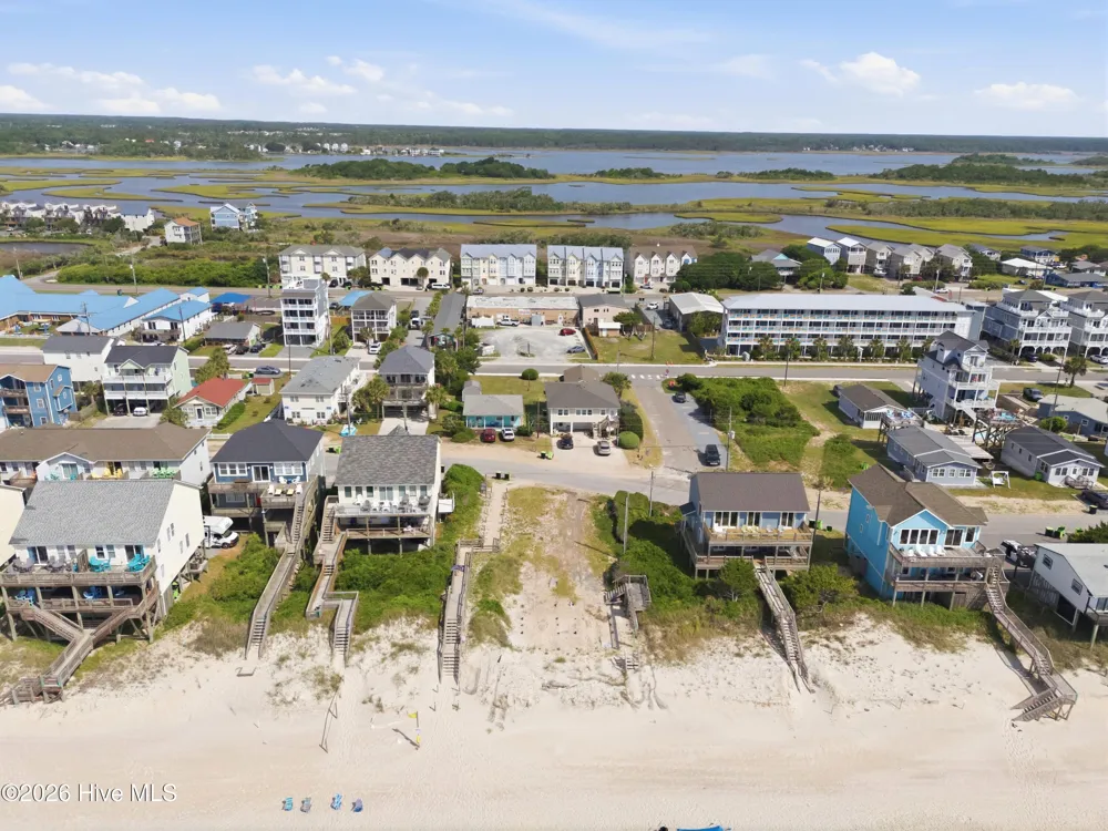 522 Shore Drive Surf City, NC 28445