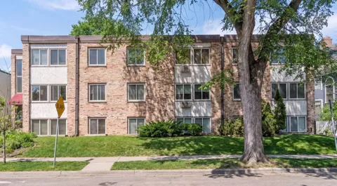 2212 Aldrich Avenue S #102